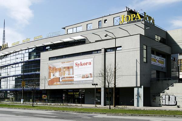 Obchodné centrum JOPA B.Bystrica